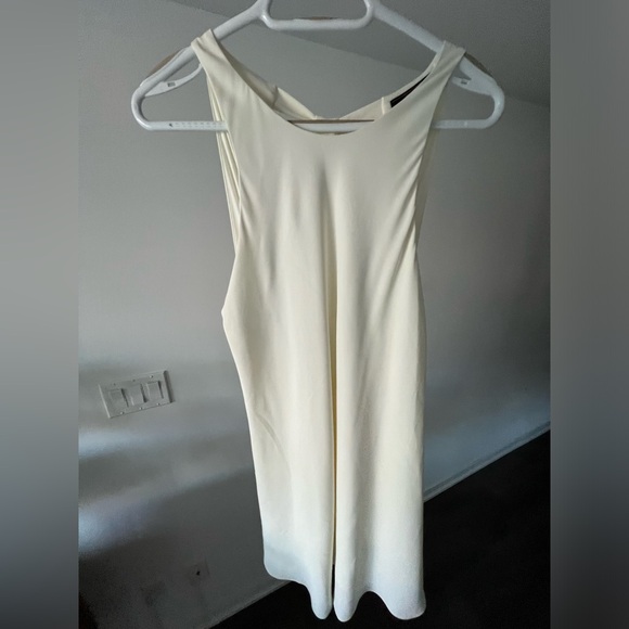 Creamy white backless dress, Medium, Zara - Picture 3 of 4